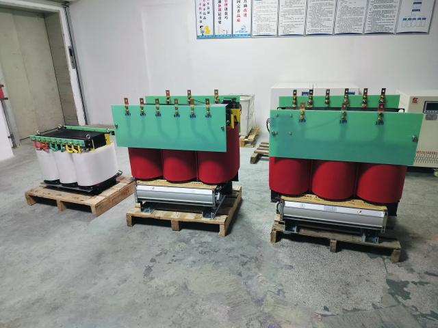 湘东KS11-1000KVA矿用变压器